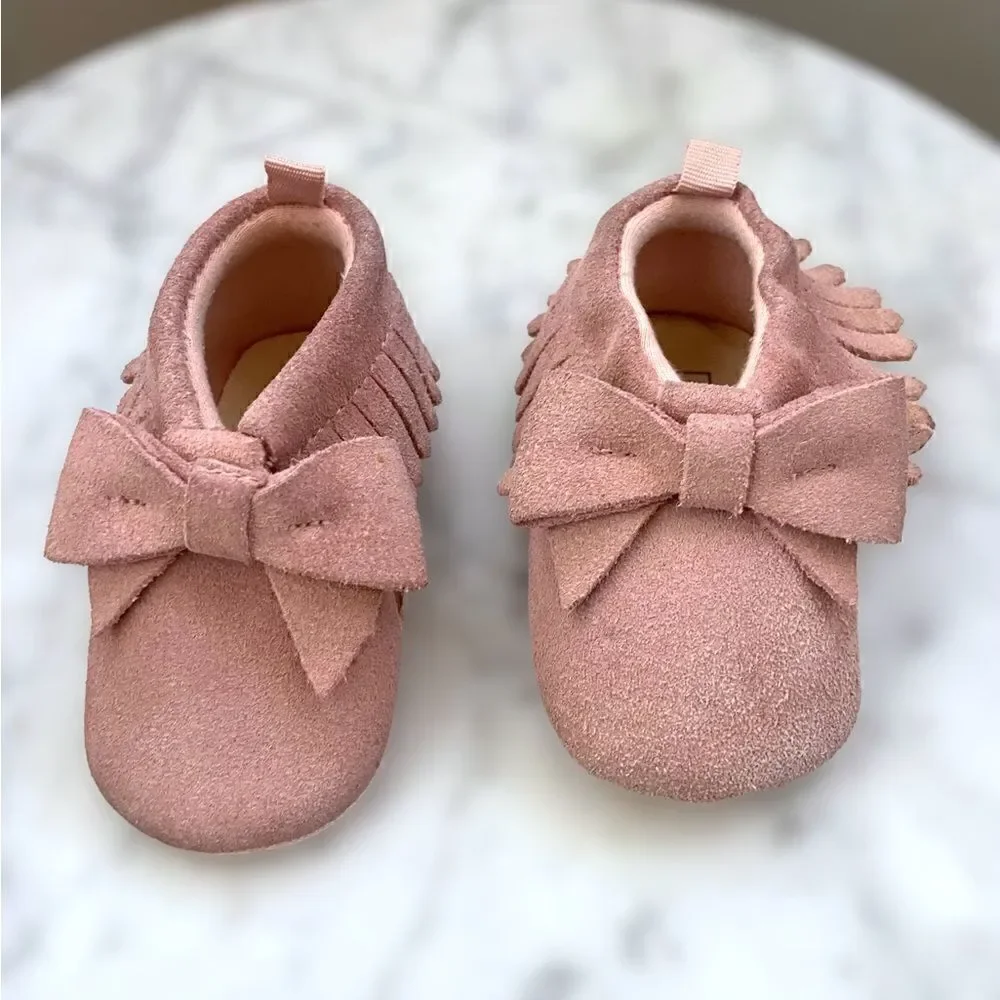 Baby Gap Pink Suede Crib Shoes 6-12 Months